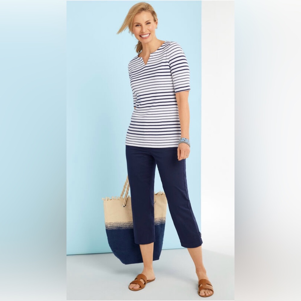 Talbots Blue and White Capris Relaxed Fit NWT